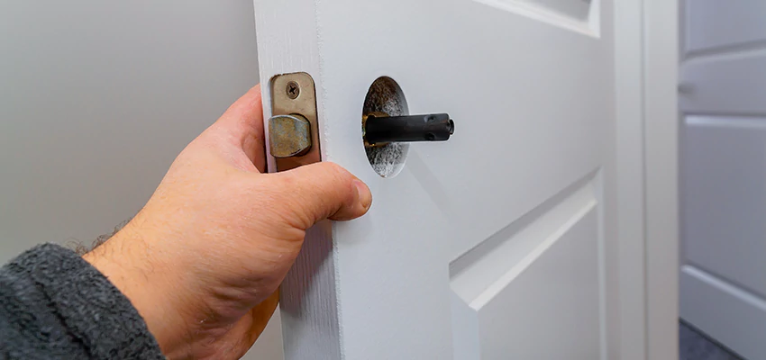 Nighttime Locksmith For Lock Repair in McHenry, IL