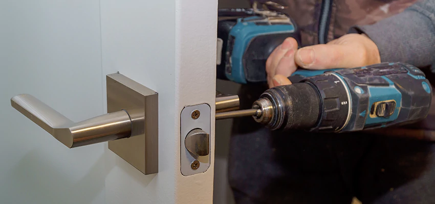 Broken Door Handle Lock Repair in McHenry, Illinois